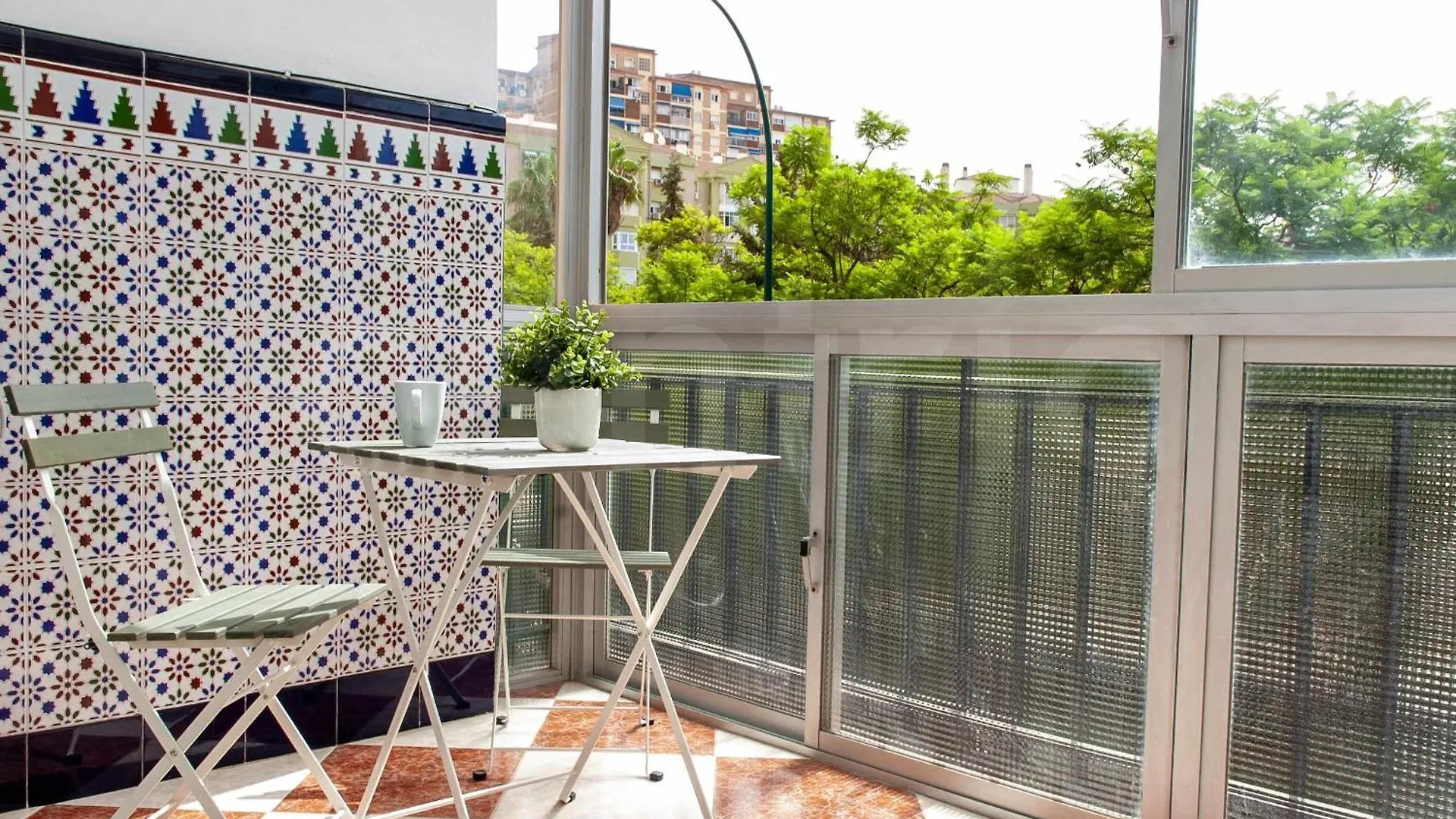 Piso En Barrio Tradicional Malagueno Apartment Malaga